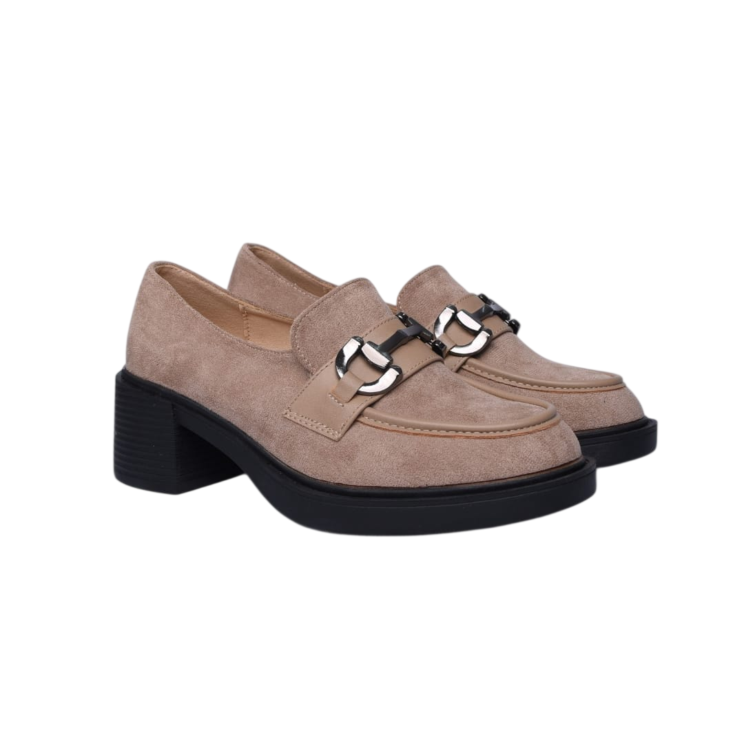 Mocassins with heel for women beige with elastic