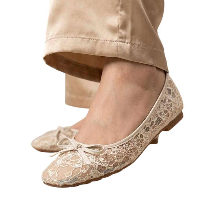 Elegant Lace Ballet Flats