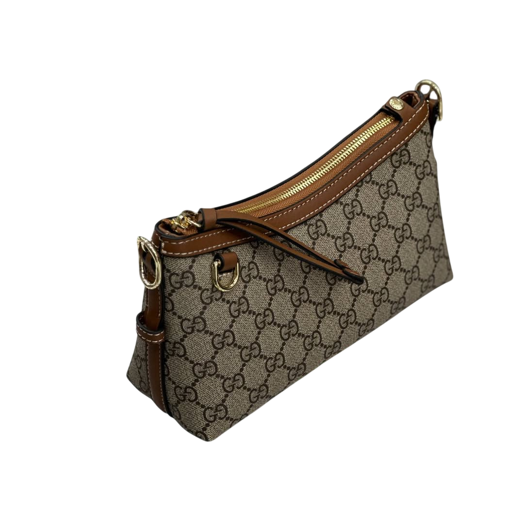 GG Emblem small shoulder bag